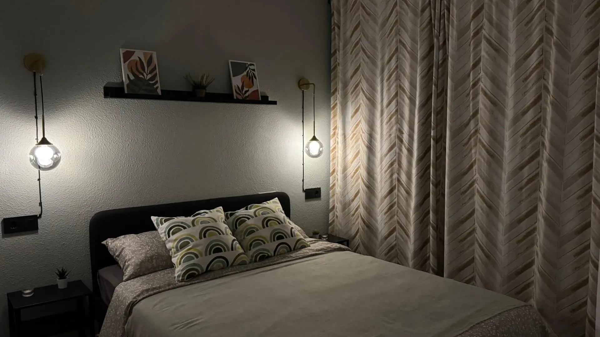 شقة Diagonale House توريمولينوس 0*,